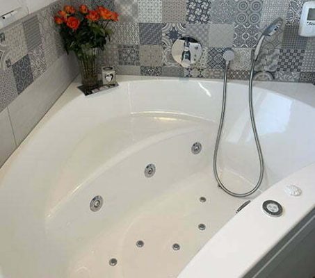 Chambre balneo-hotel-hendaye-cote-basque