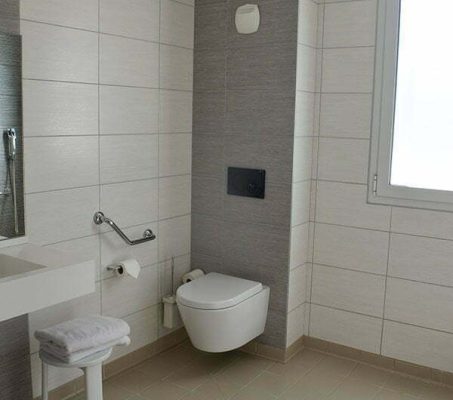 hambre-triple-hotel-hendaye