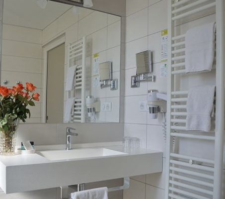 chambre-confort-hotel-hendaye-cote-basque